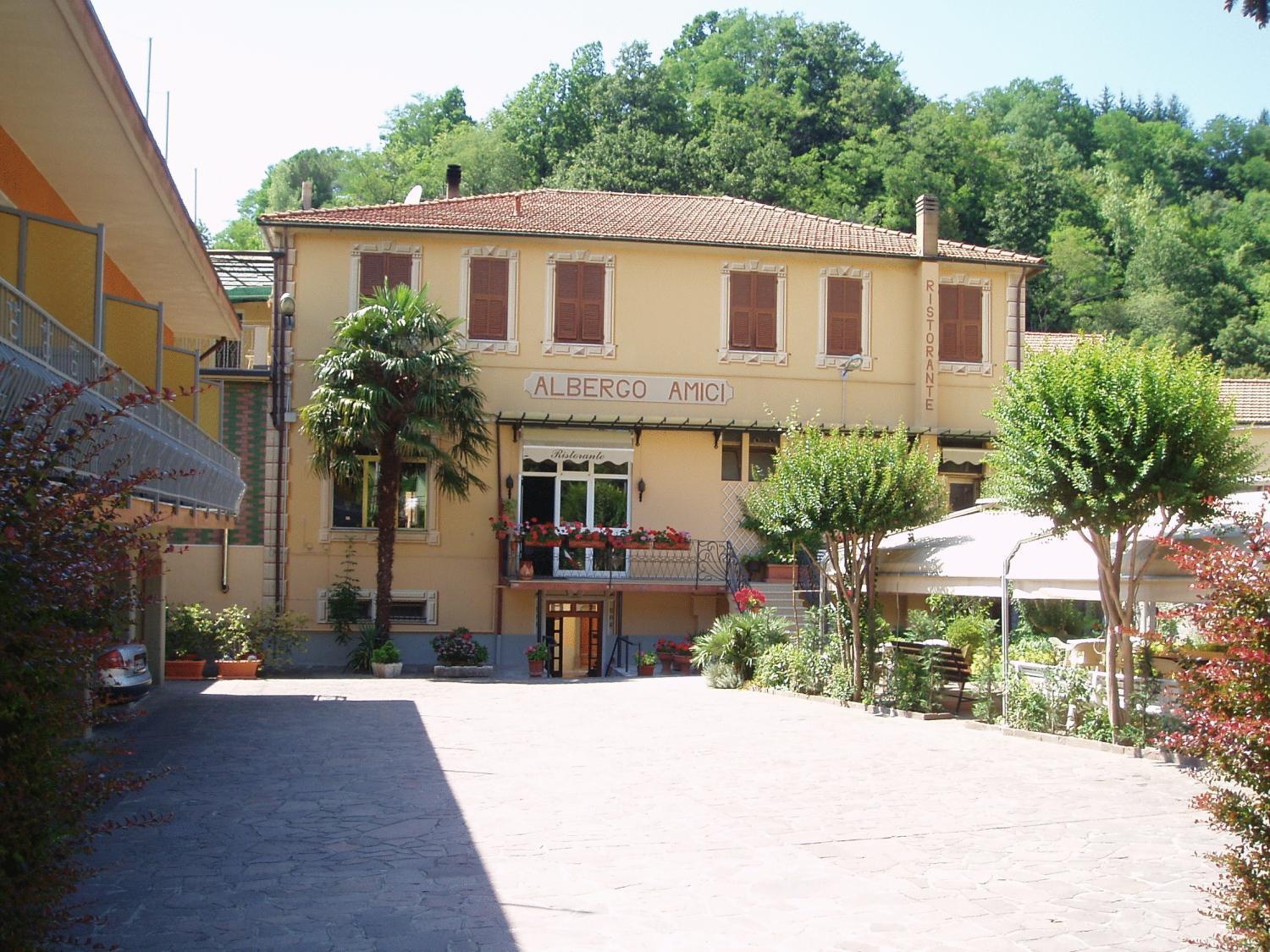Hotel Amici Varese Ligure